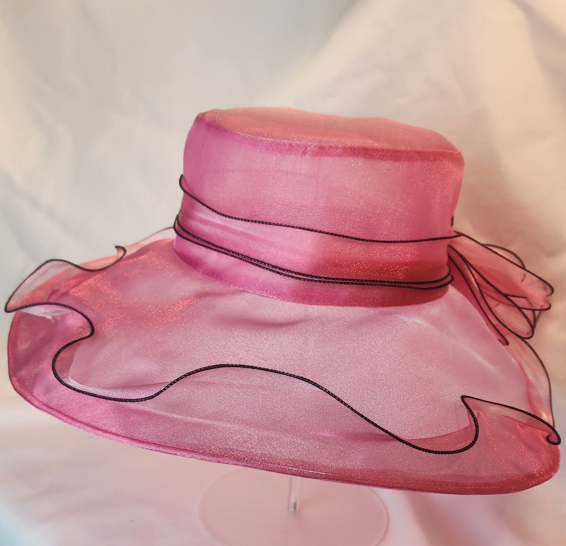 Elegant Pink Hat Keeps You Cool in Church