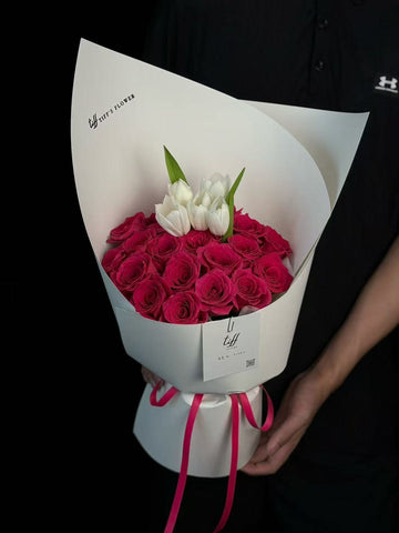 Elegant Mixed Flower Bouquet