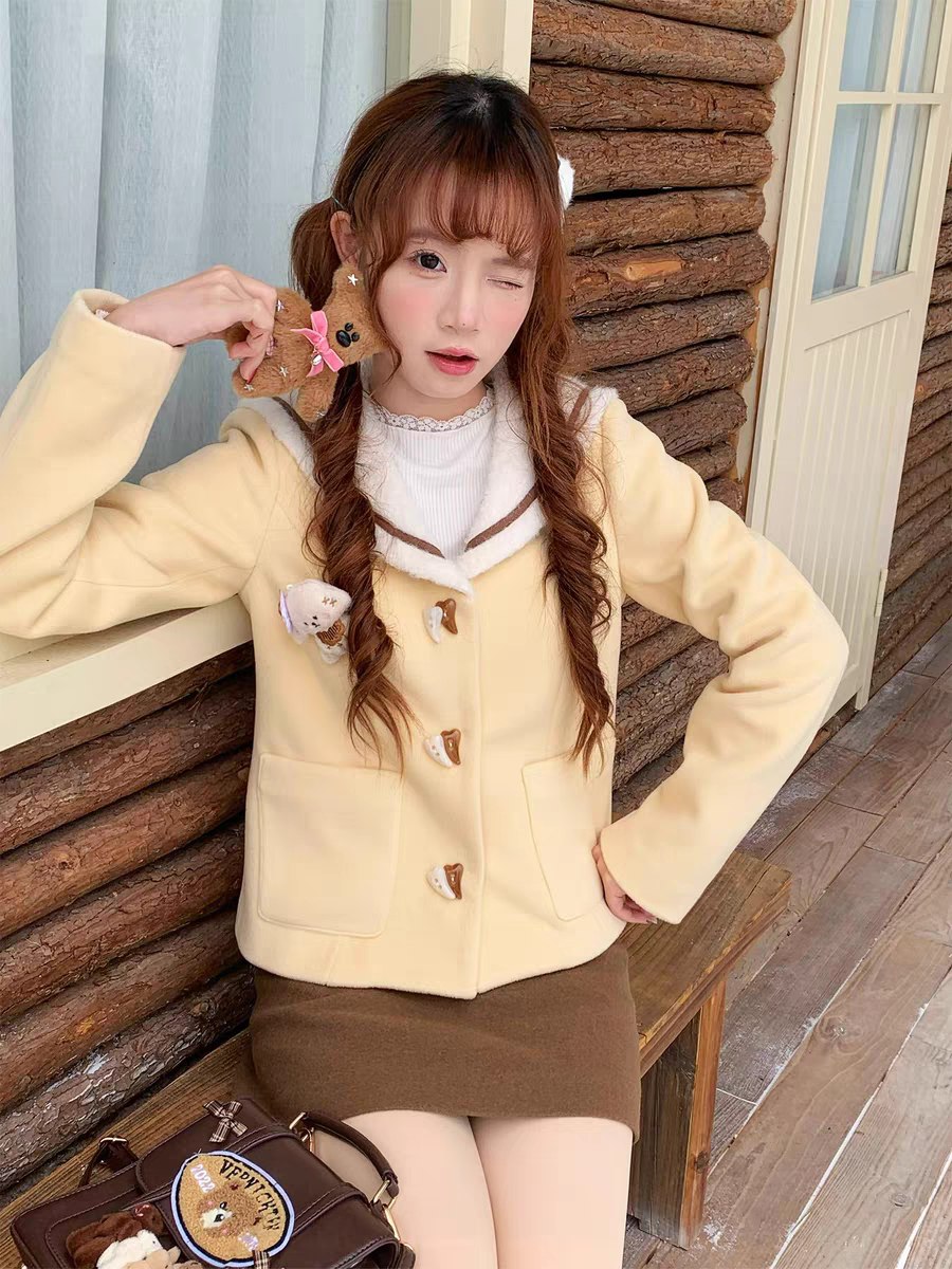 Cream-colored cozy jacket