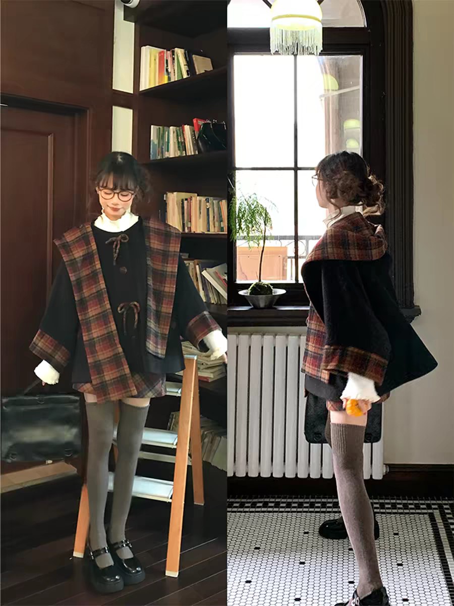 Plaid Vintage-Inspired Cape Coat