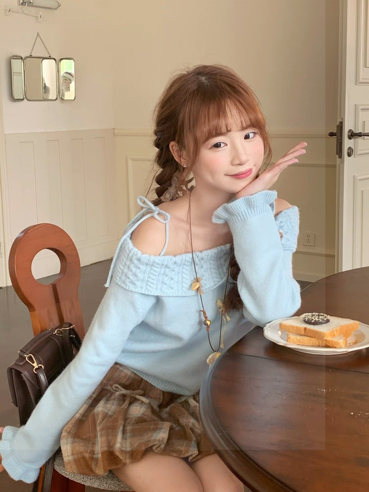 Plaid Skirt with Bow Details