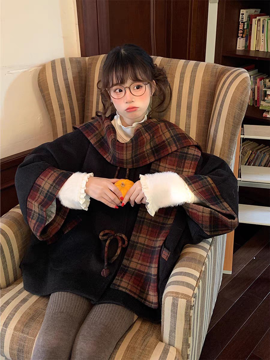 Plaid Vintage-Inspired Cape Coat