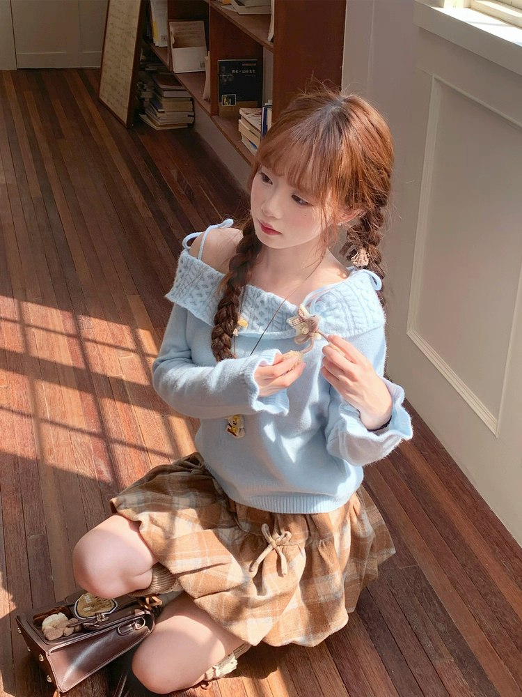 Plaid Skirt with Bow Details