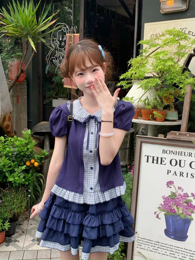 Vintage-style ruffle dress