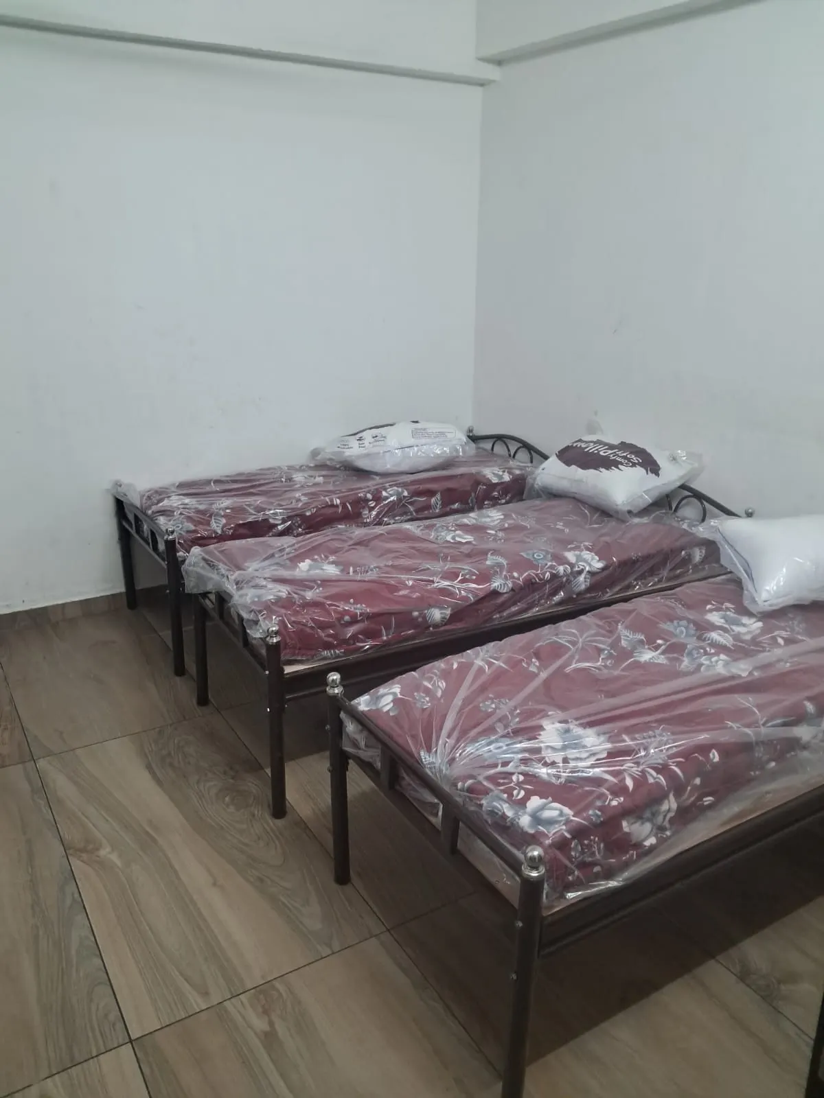 TULSI GIRLS PG(ALTHAN)