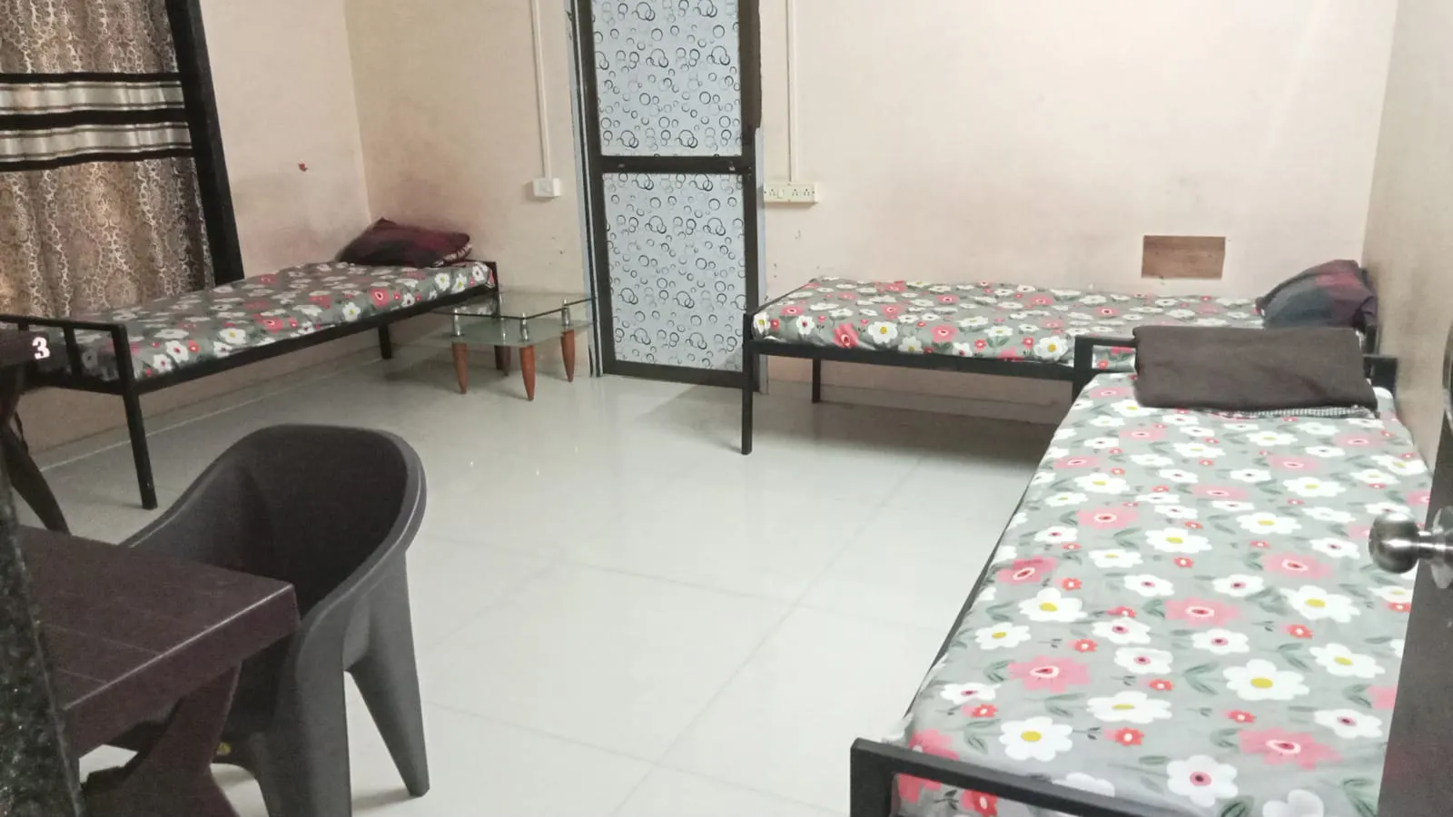 BASERA BOY'S PG(Vesu)