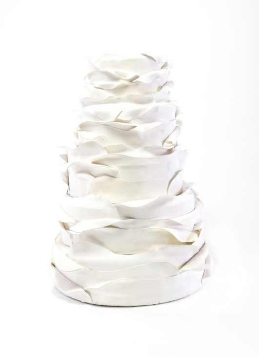 BOLO FAKE BORDAS EM ONDAS 5 ANDARES