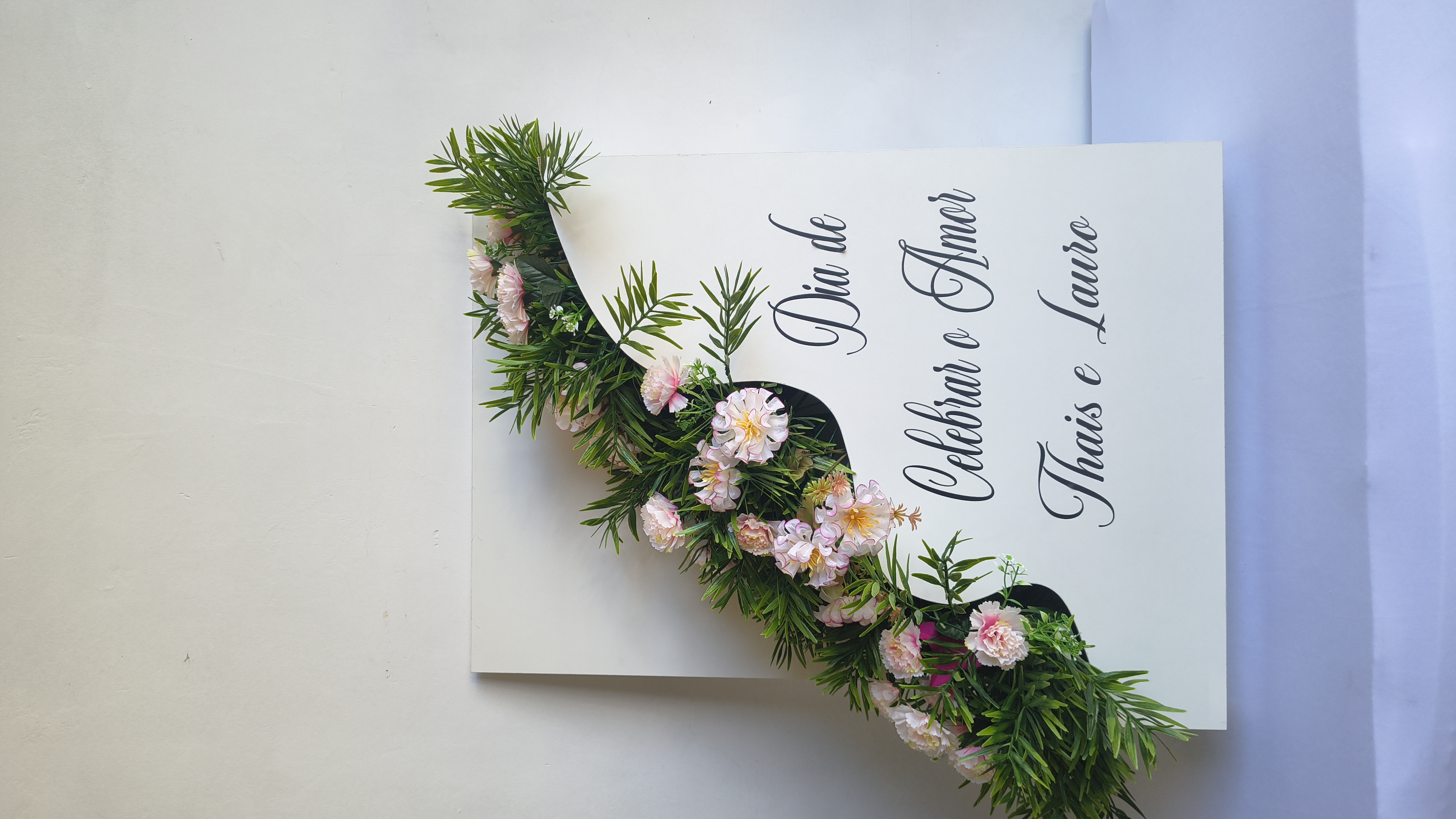 PLACA COM JARDINEIRA ORGANICA