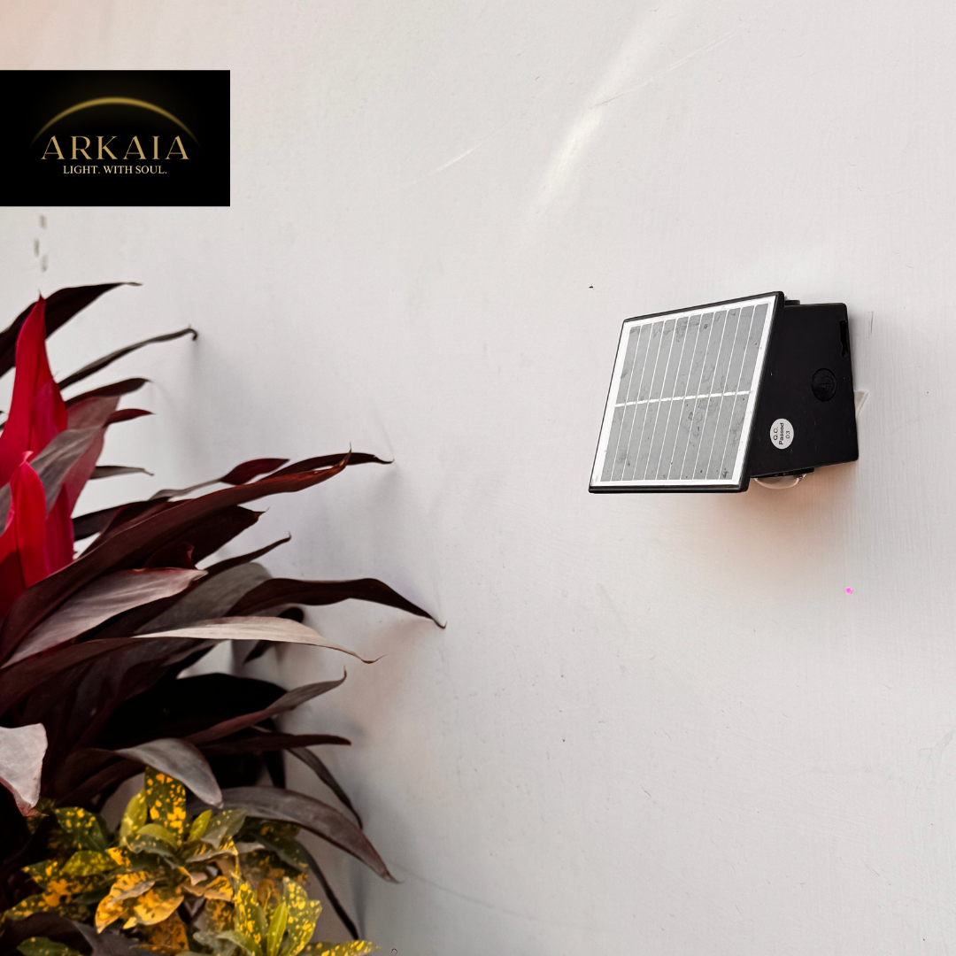 ARKAIA Solar Up Down 4 LED Wall Light