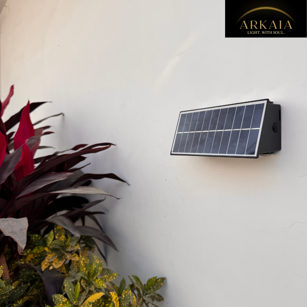 ARKAIA Solar Up Down 8 LED Wall Light
