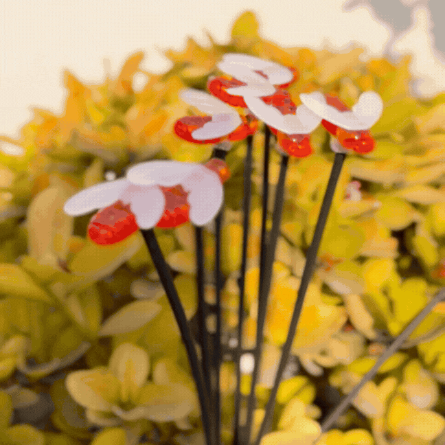 ARAKAI Solar Bee Garden Lights