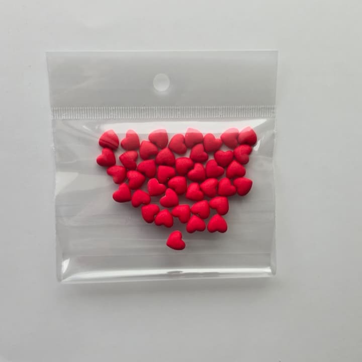 Red fondant heart decorations