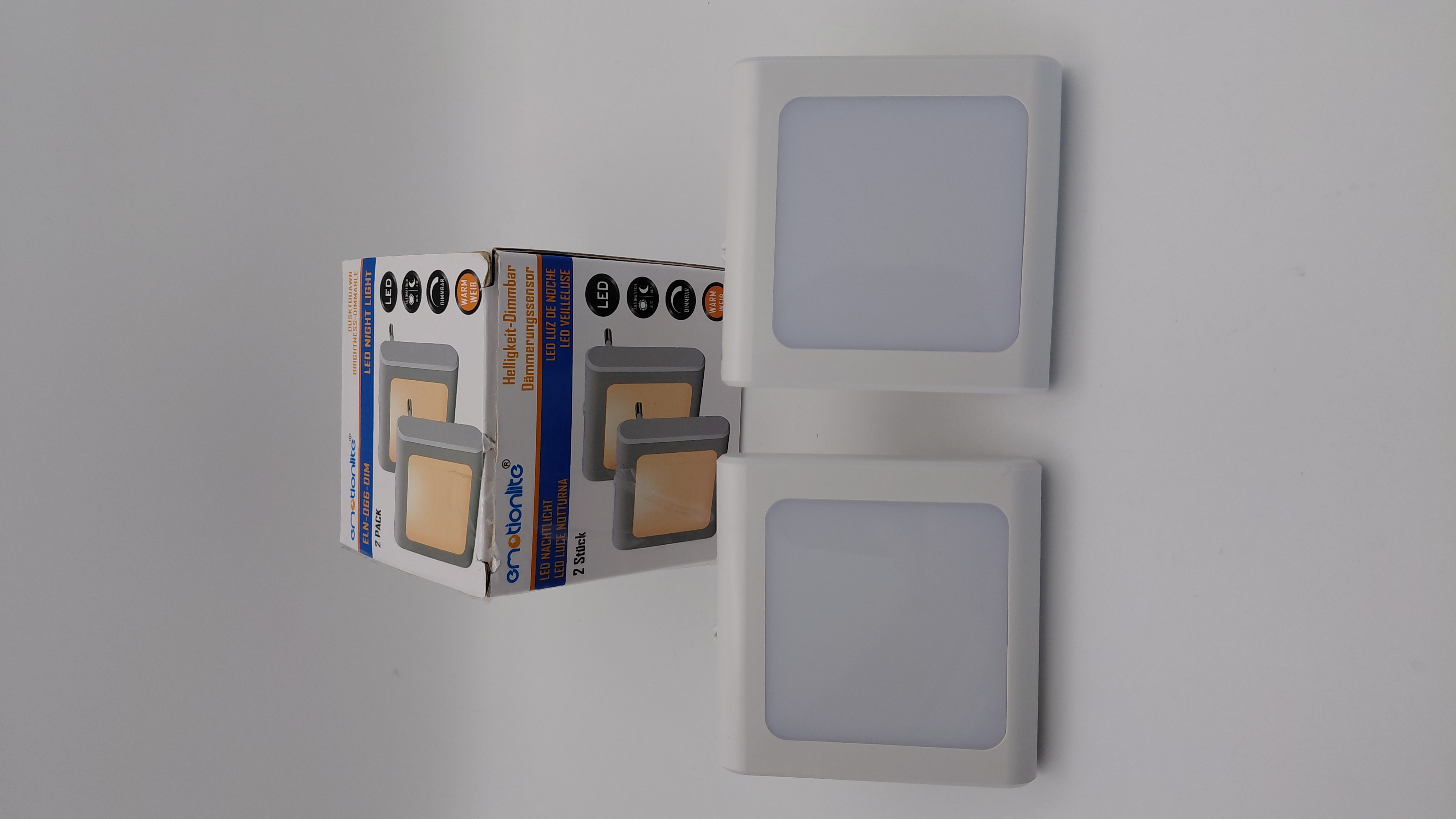 Enchufe con luz nocturna