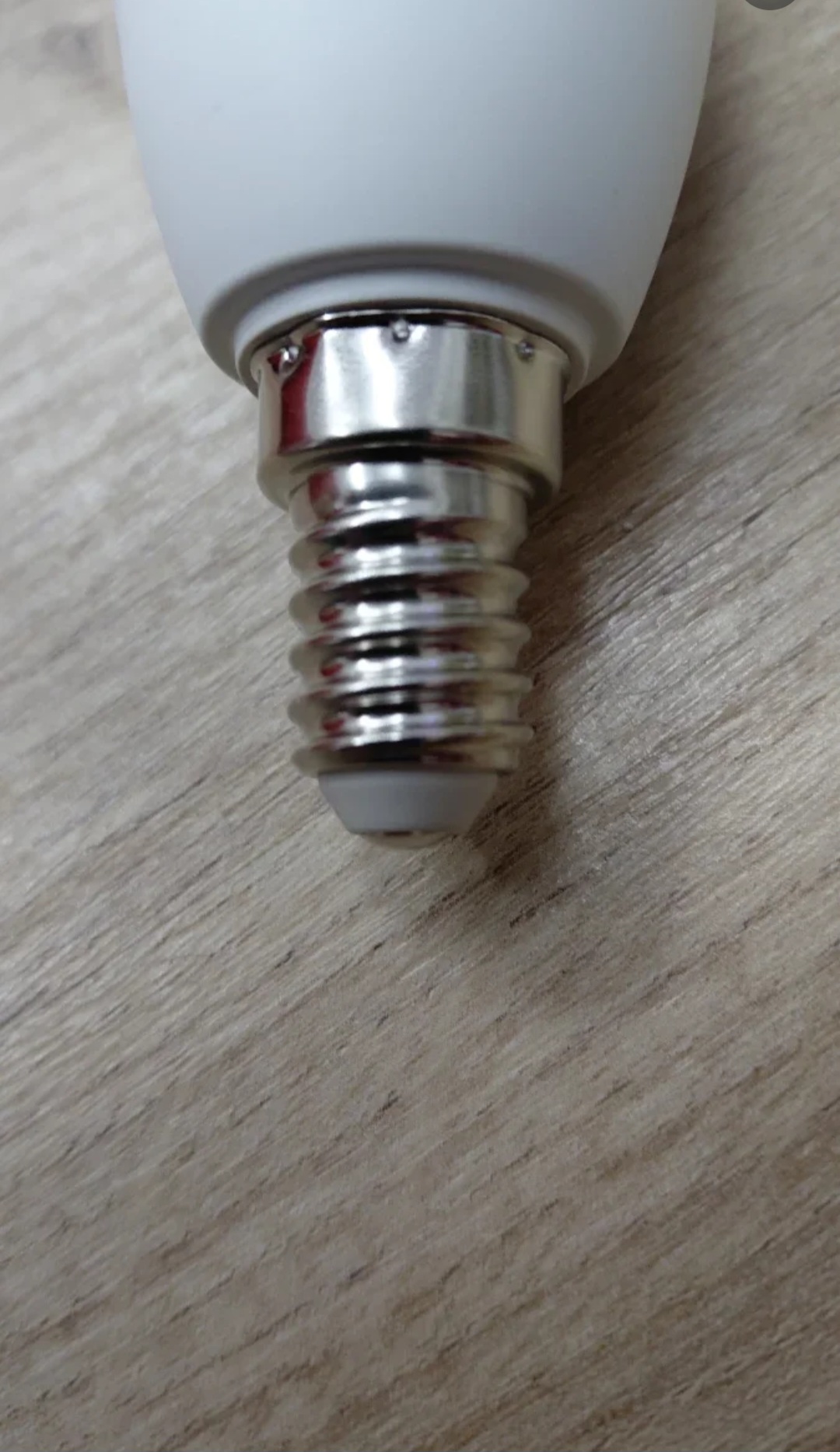 Bombillas E14 inteligentes