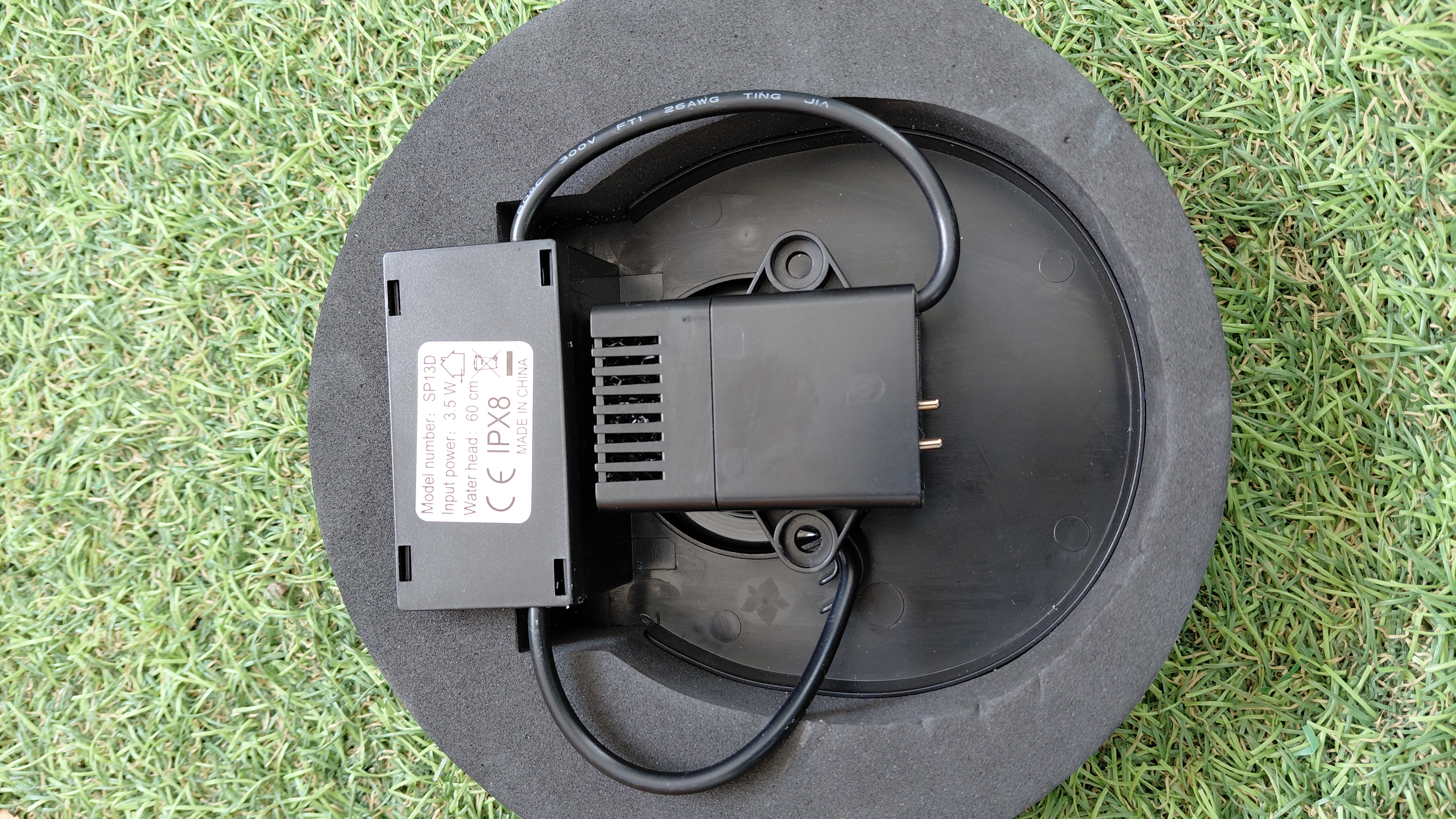 Fuente Solar Pajaros con luz