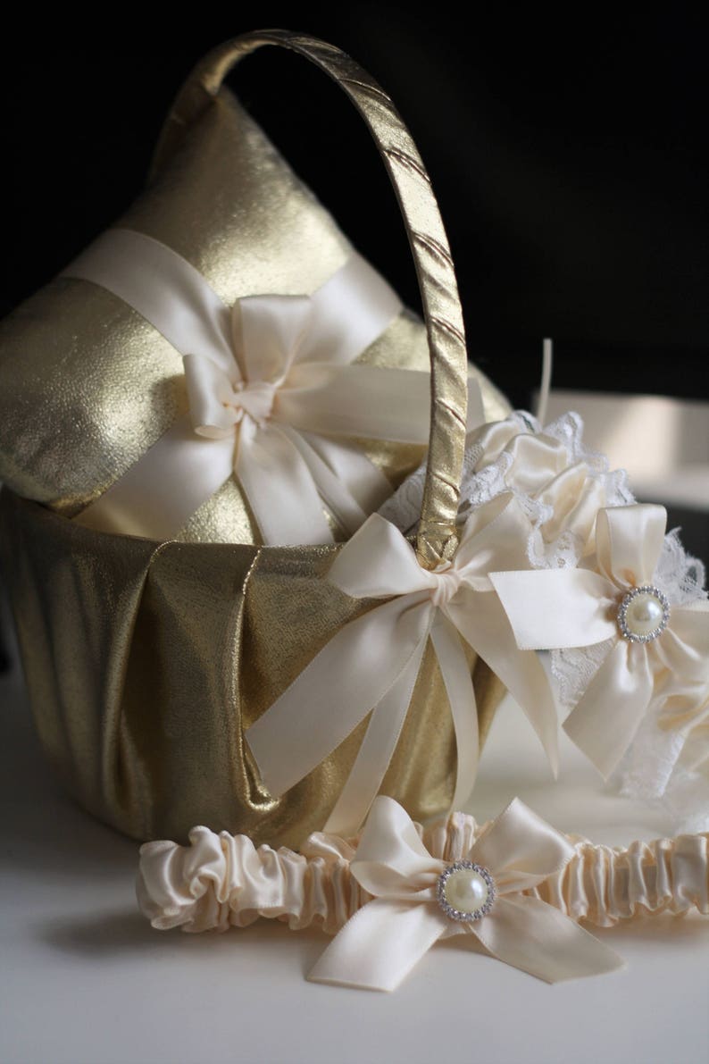 Gold Flower Girl Basket Wedding Basket for Petals Wedding Basket Flower Girl Gift Proposal Gold Ivory Basket for Wedding Ceremony Basket