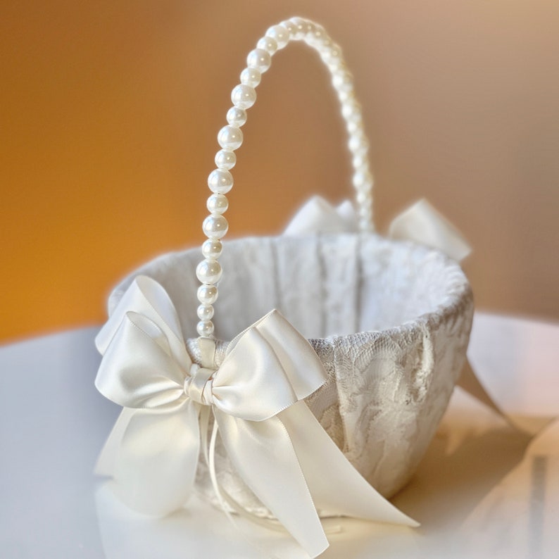 Ivory Flower Girl Basket Lace Wedding Basket Pearl Flower Basket Lace Pearl Basket Pearl Handle Basket for Wedding Ivory Wedding Decorations
