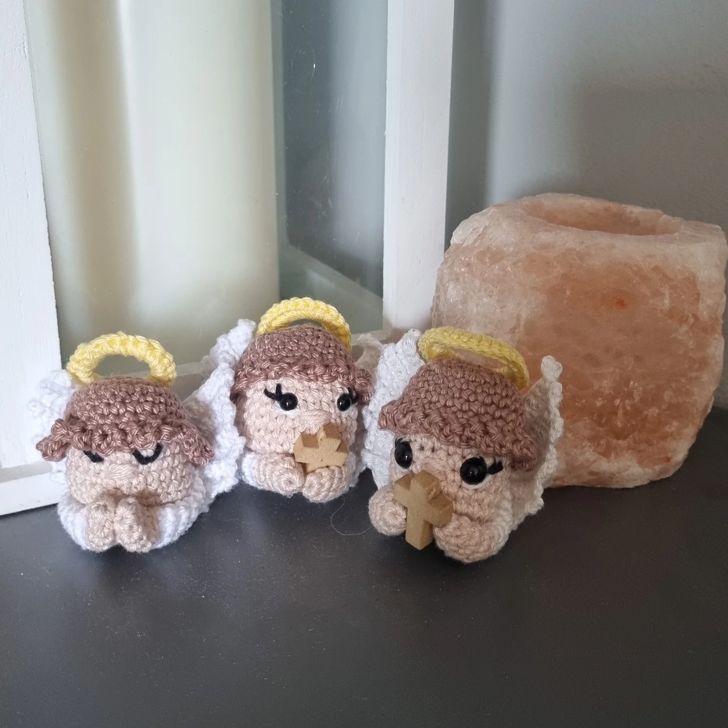 Angeli all'uncinetto fatti a mano