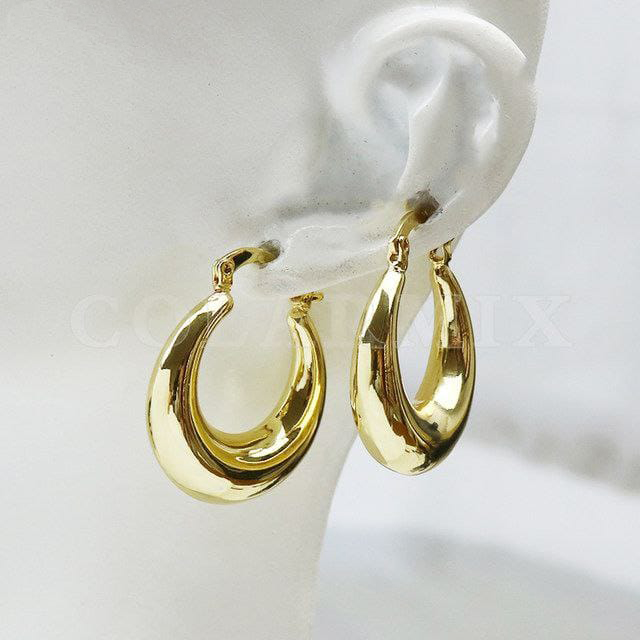 اقراط ذهبية كبيرة