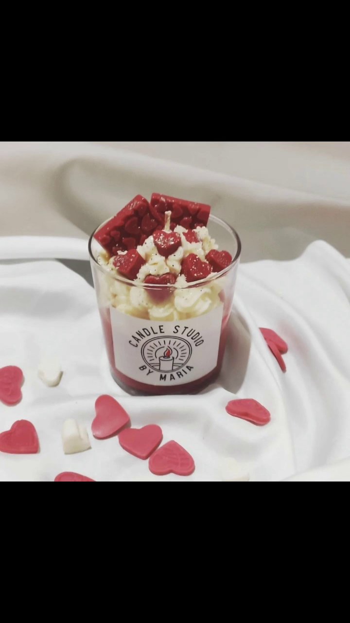 Κερί σε ποτήρι με εφέ σαντιγί