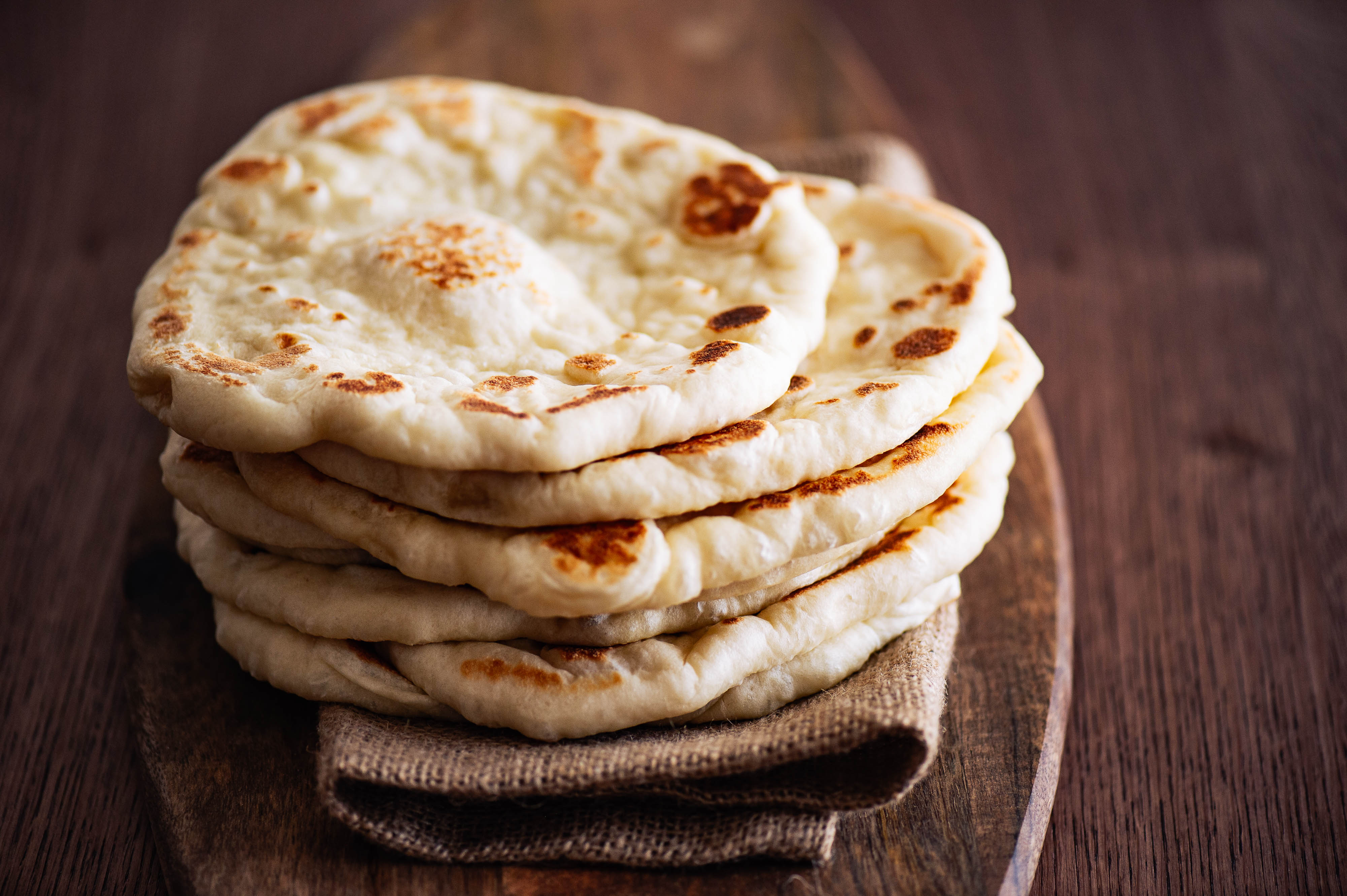19. Butter Naan / Garlic Naan / Cheese Naan