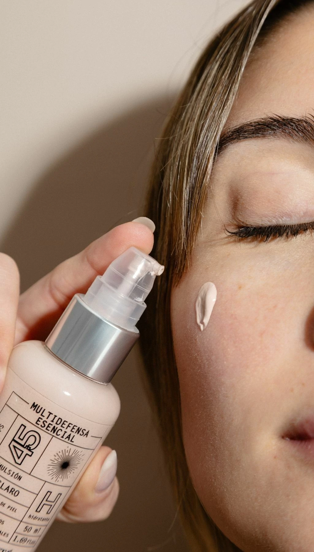 Protección Solar FPS 45 Versión: Efecto Tensor - COLOR CLARO