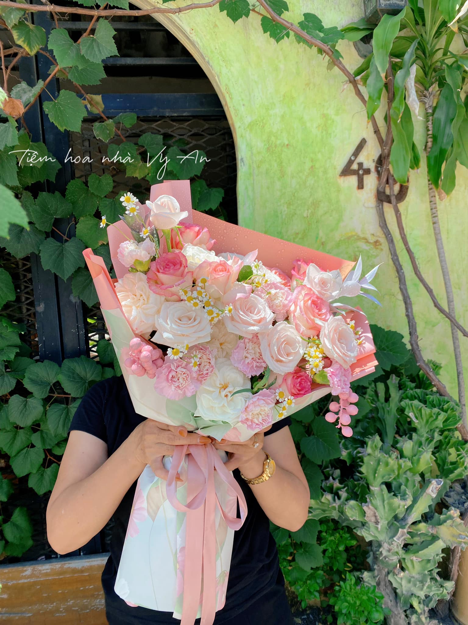 Elegant Pink Flower Bouquet