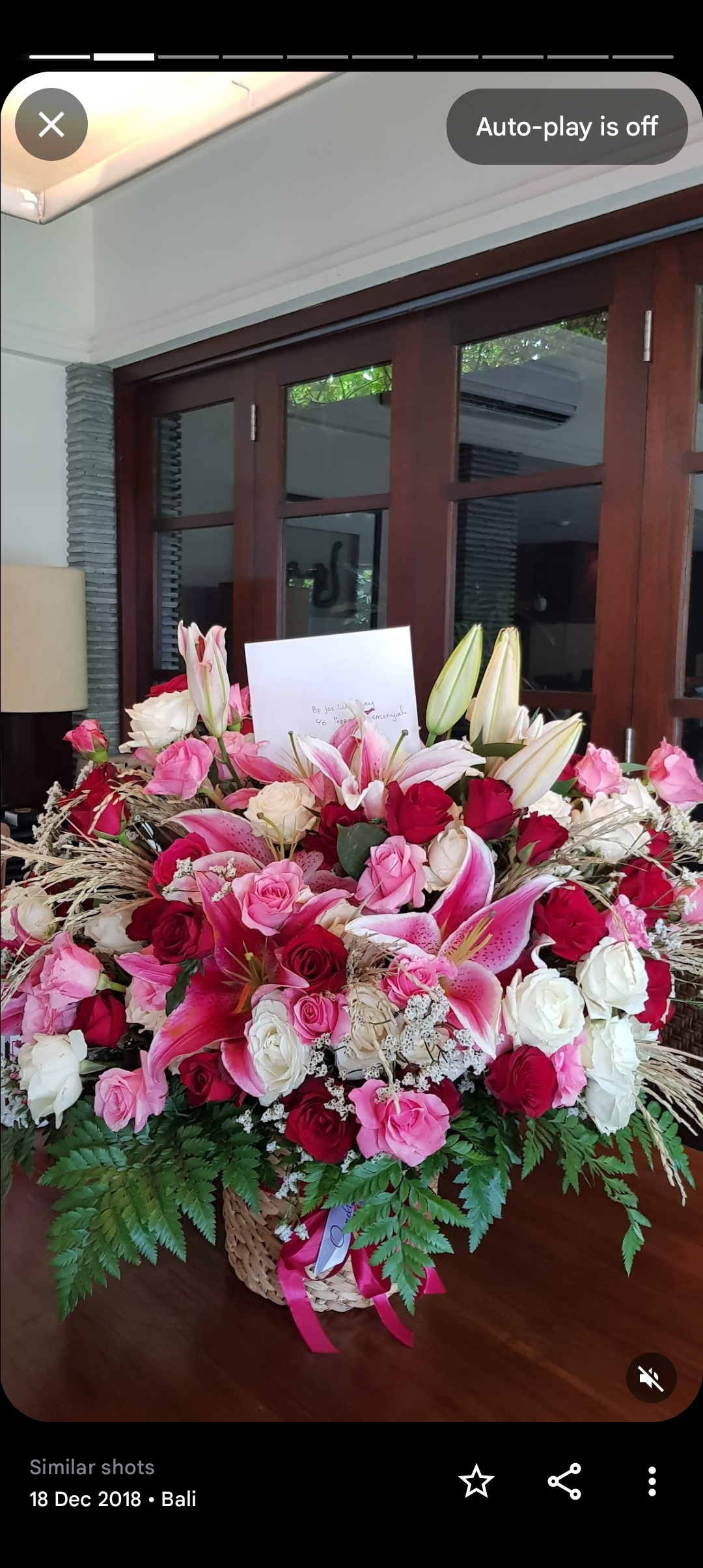 Elegant Mixed Flower Arrangement