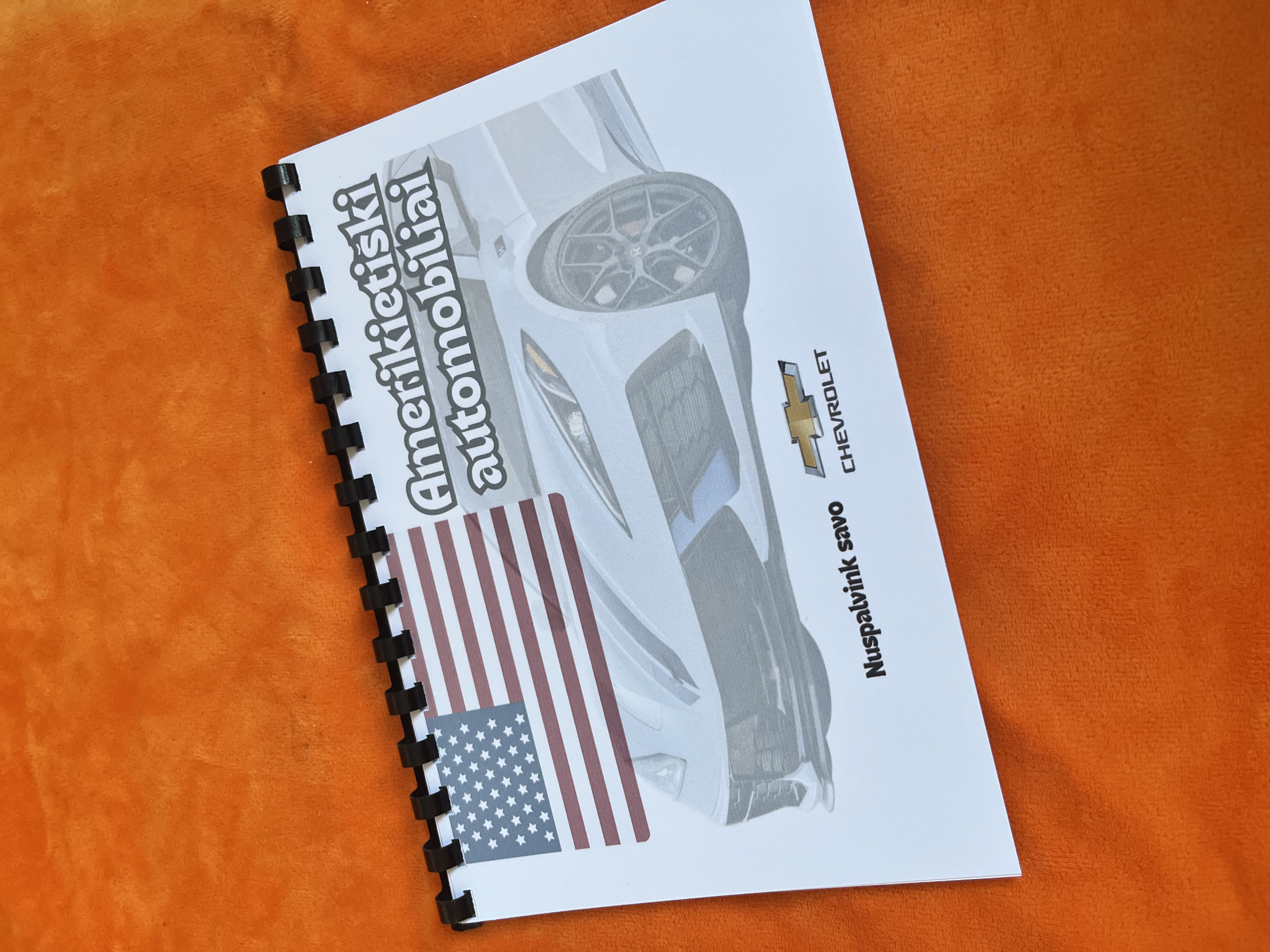 Spalvinimo knygelė. „Amerikietiški automobiliai. Chevrolet“ 