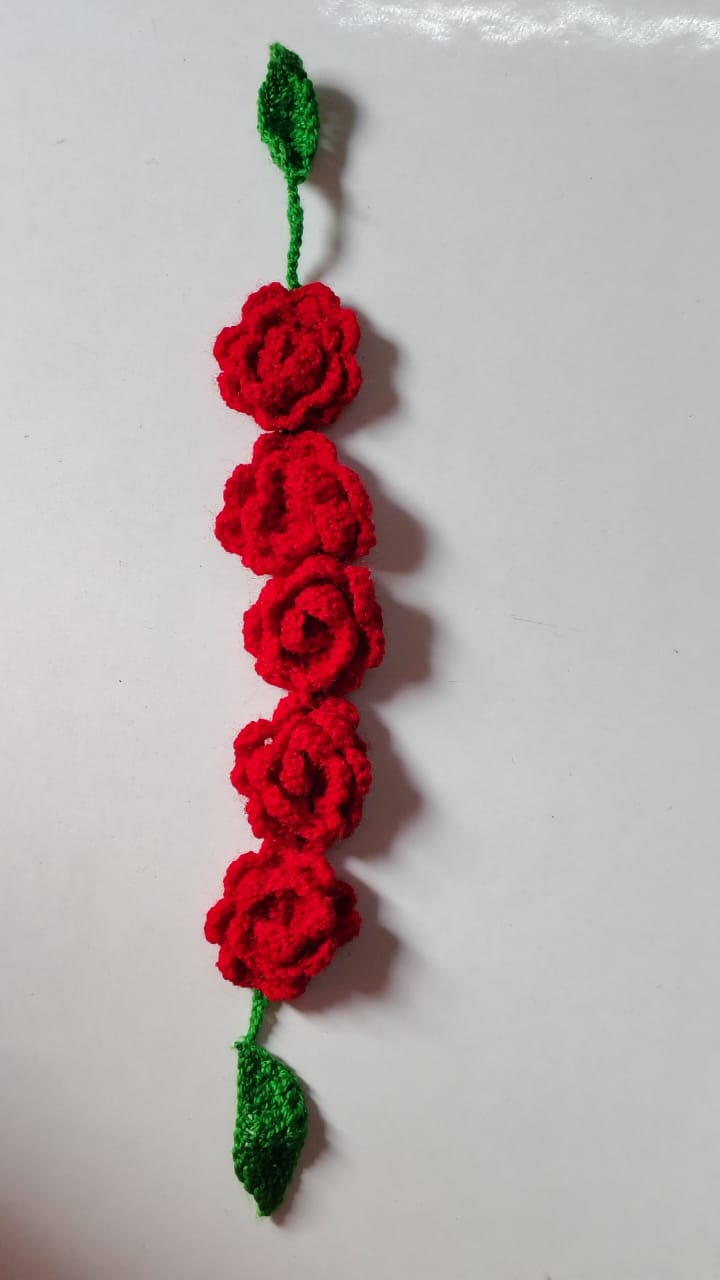 Rose chain hair gajra