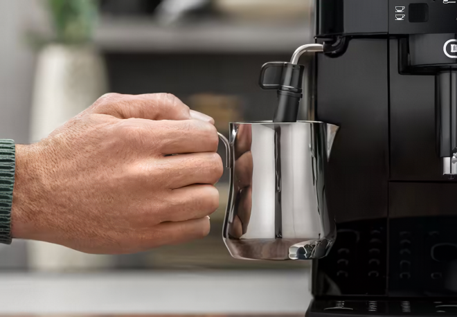 Machine à café automatique De'Longhi Magnifica S