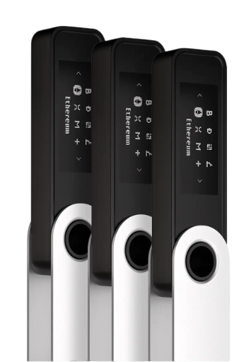 3 Ledger Nano S Plus™