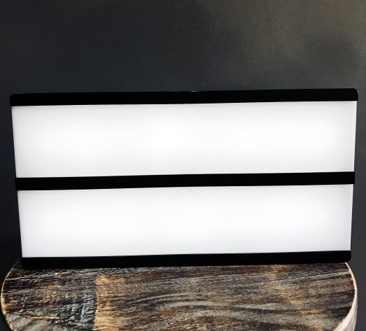 Boite a messages noir