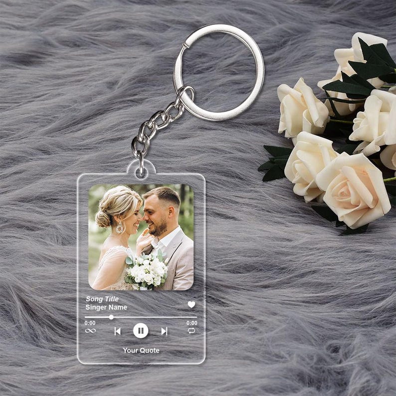 Personalized Music Keychain, Custom Album Name, Keyring Gift For Girlfriend Boyfriend, Valentines Song Lovers