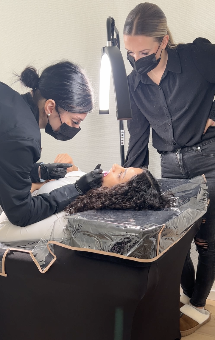 FORMATION BLANCHIMENT DENTAIRE AMÉRICAIN 