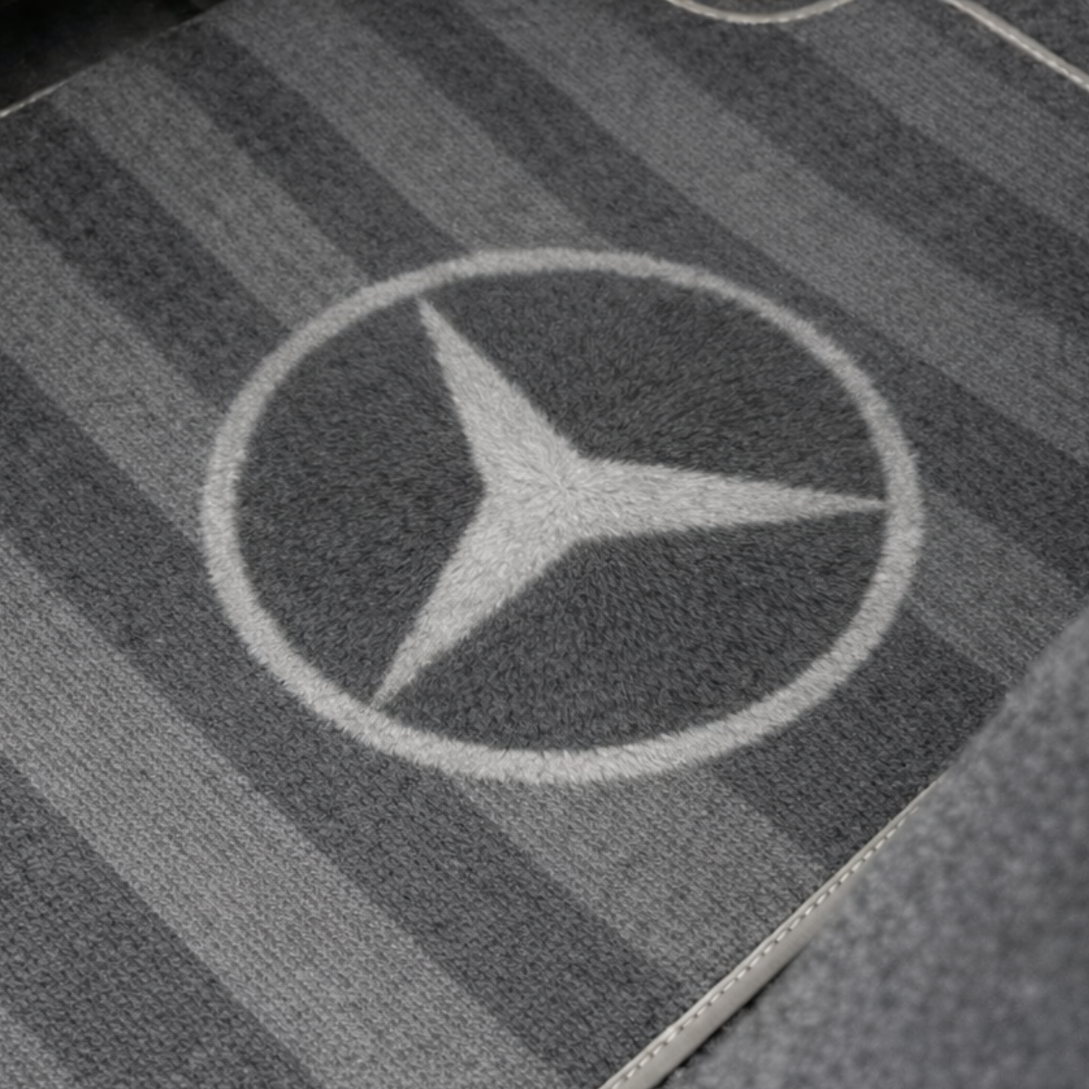 Mercedes-Benz kilimėlio forma