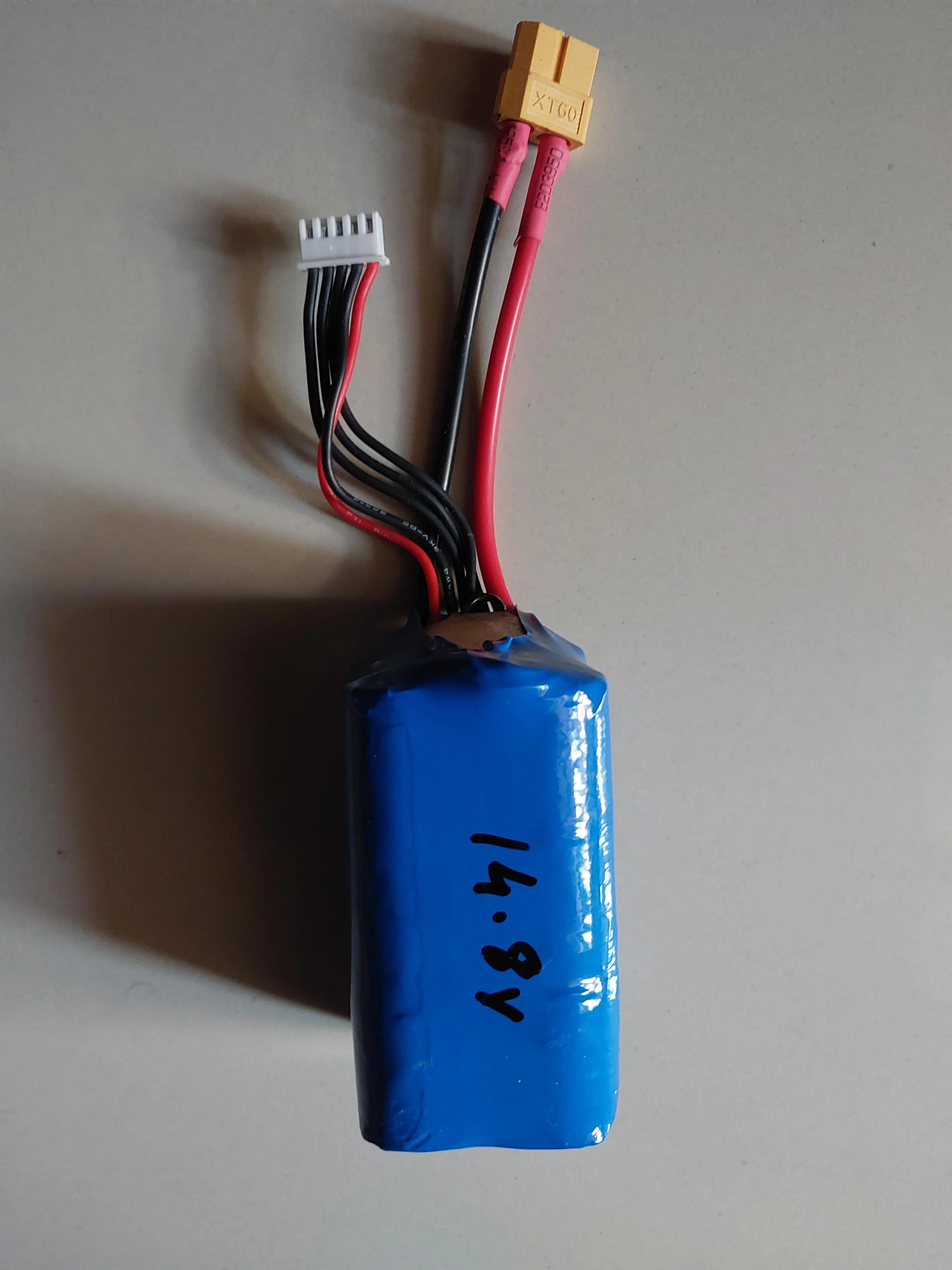 4S - 6S Gaminami baterijų paketai dronams