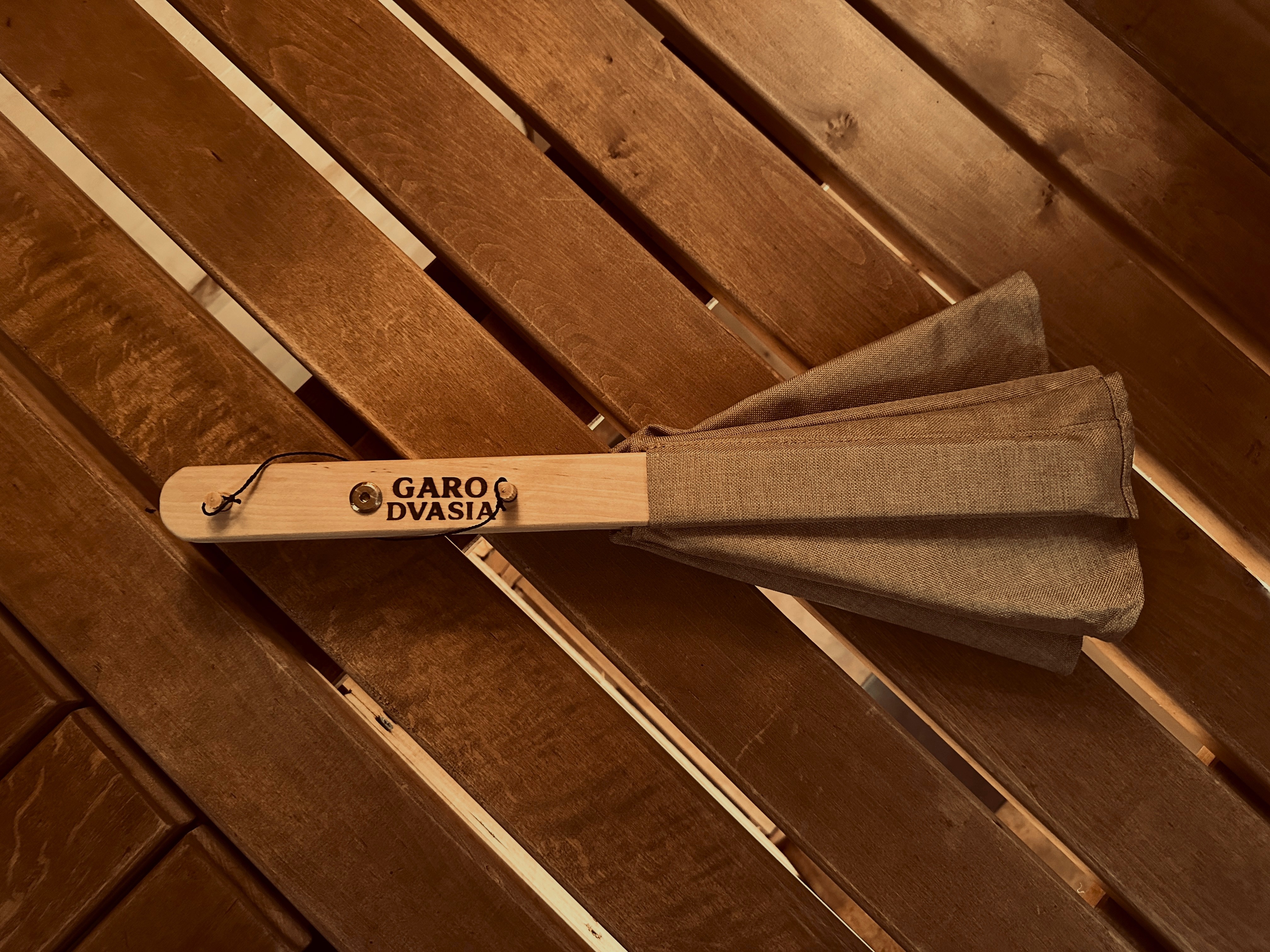 Maža rankų darbo vėduoklė