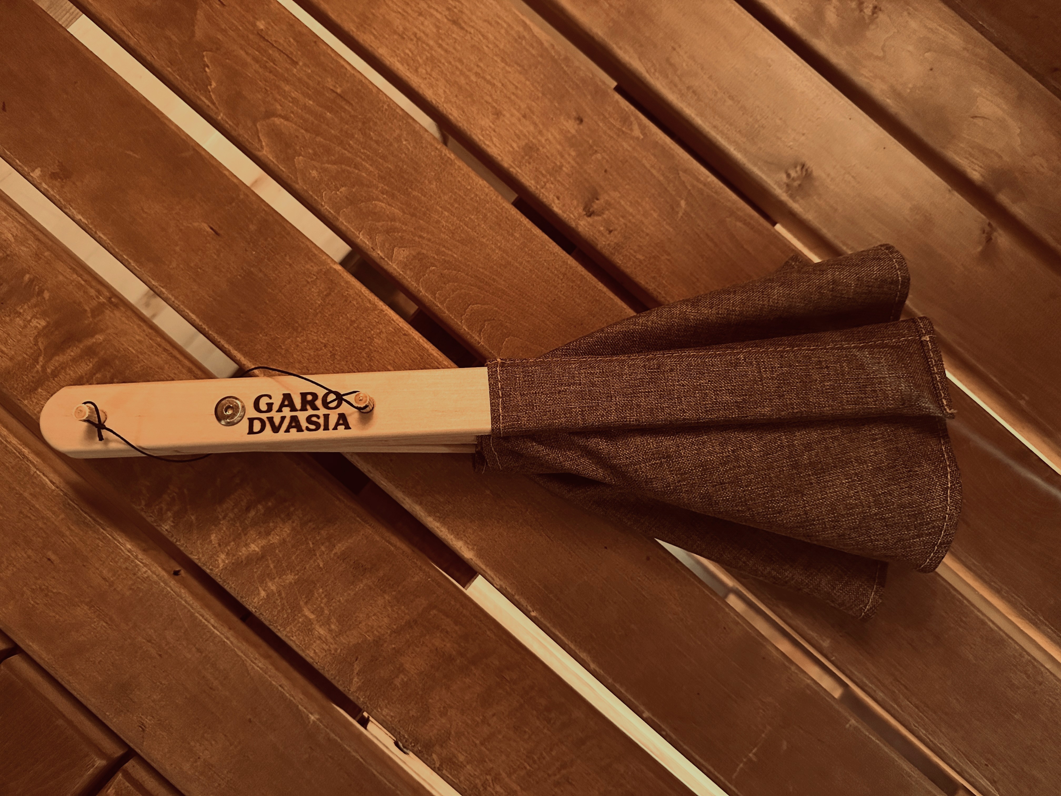 Maža rankų darbo vėduoklė