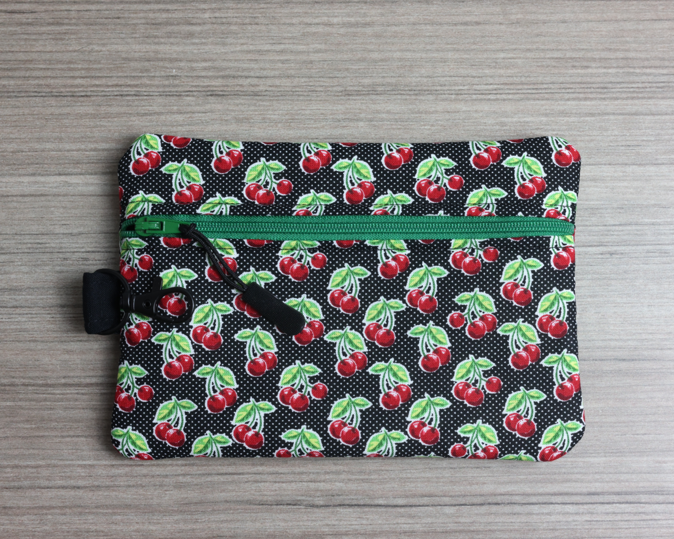 Cherry Pattern Zipper Pouch