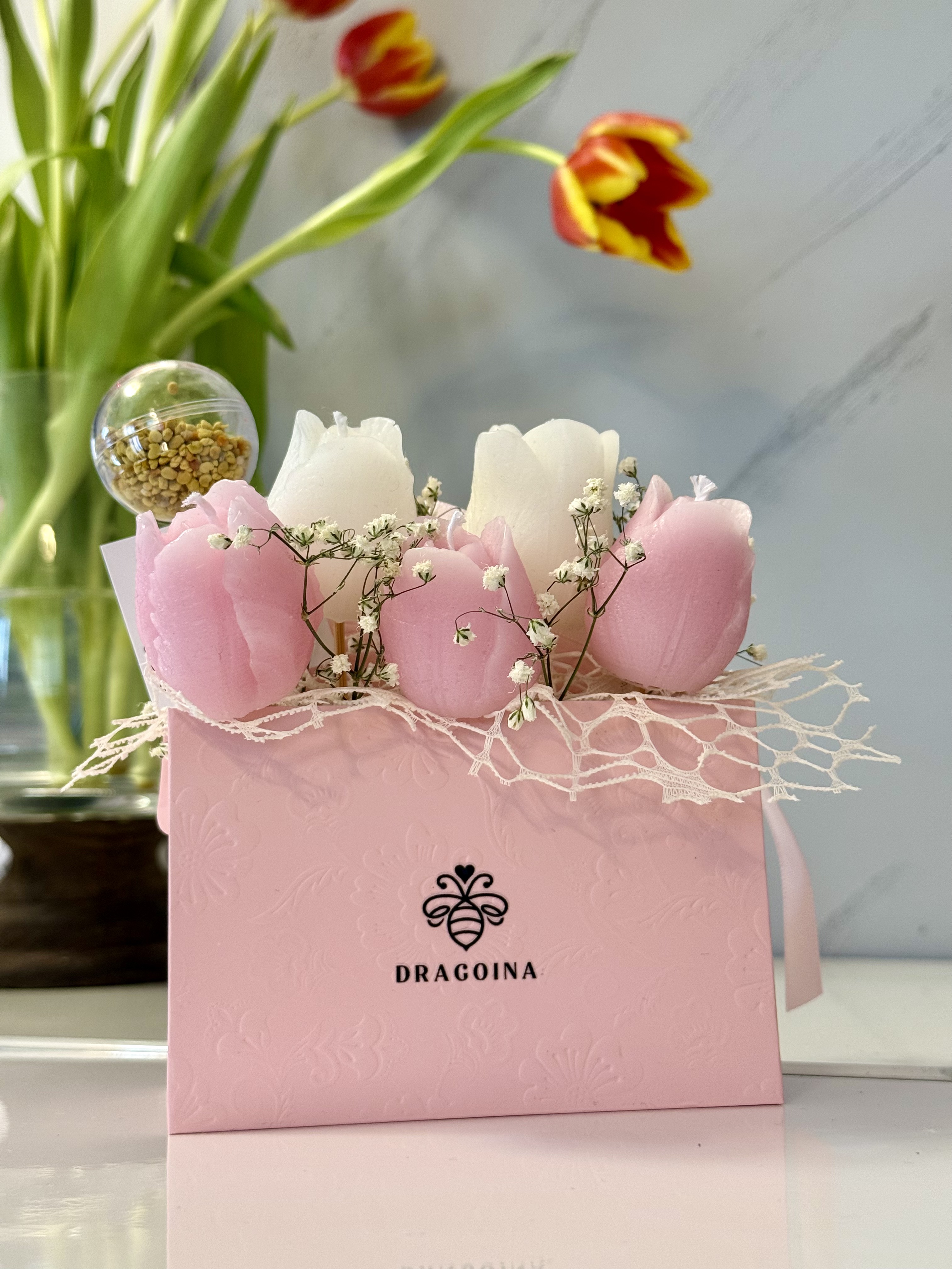 Букет от пчелен восък "Пролетна Нежност"