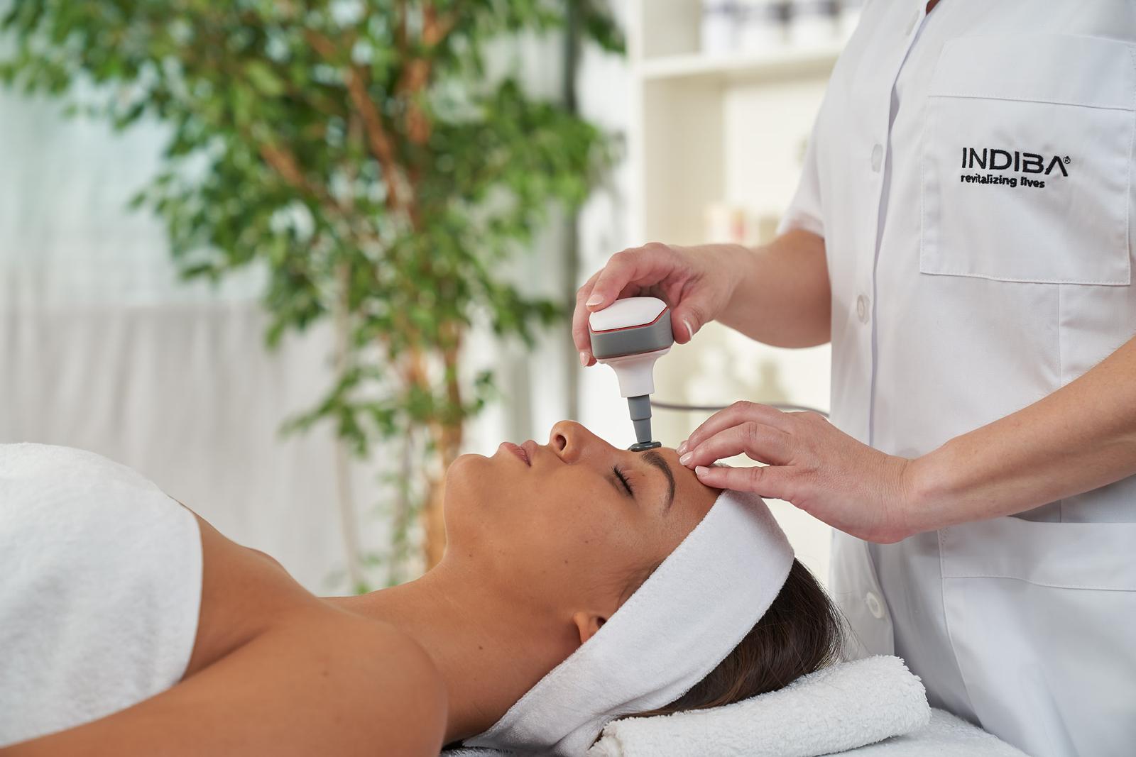 Indiba Facial · Reafirmación & Glow