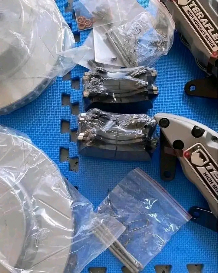 Teraflex delta big brake kit.
