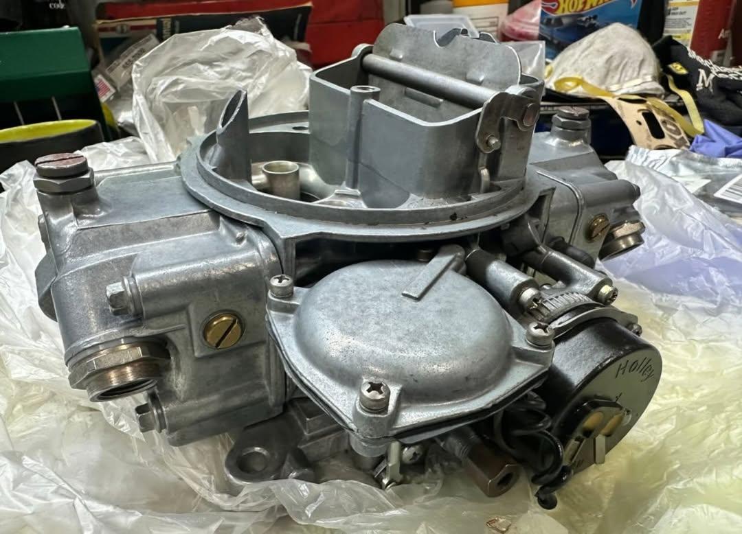 rebuilt Holley 750 Carb