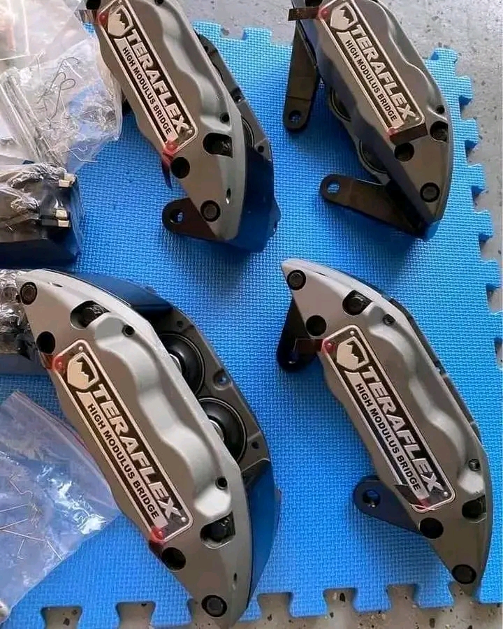 Teraflex delta big brake kit.