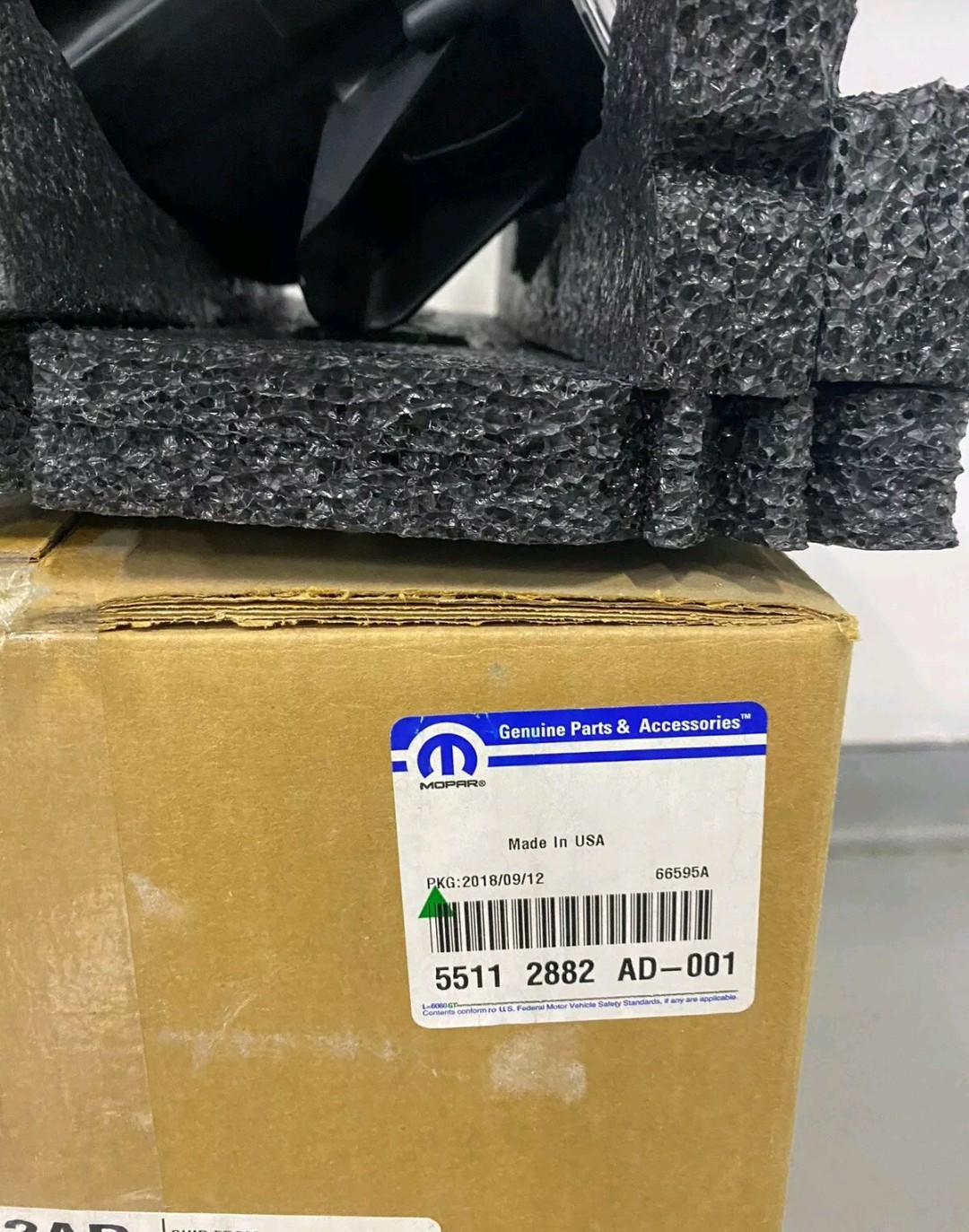 Jeep wrangler original complete New Right Front Headlight 