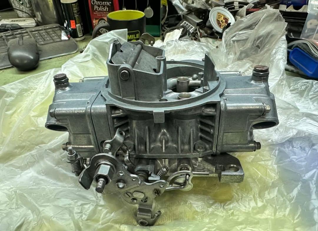  rebuilt Holley 750 Carb