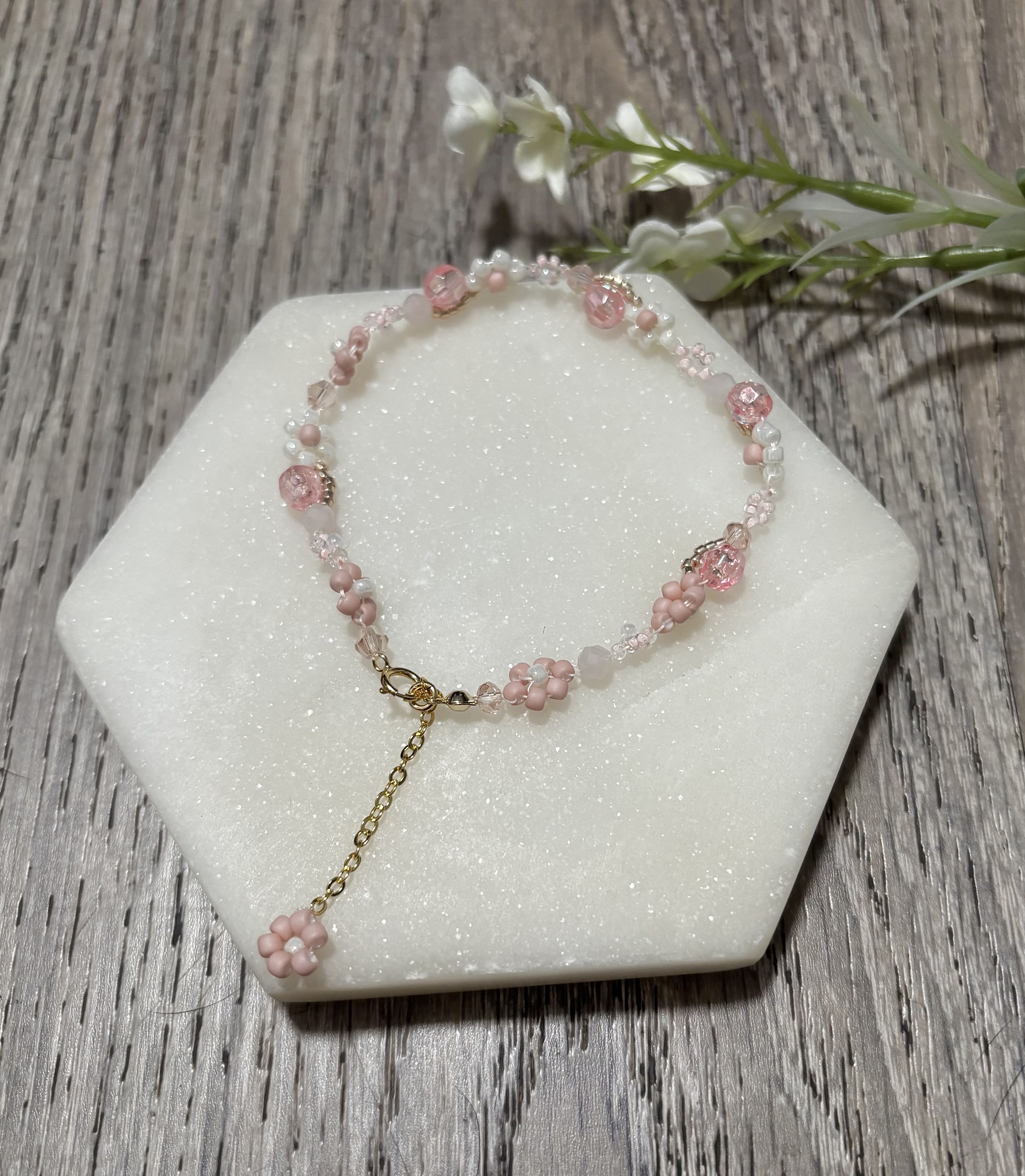 Handmade Pink Daisy Flower Beaded Bracelet