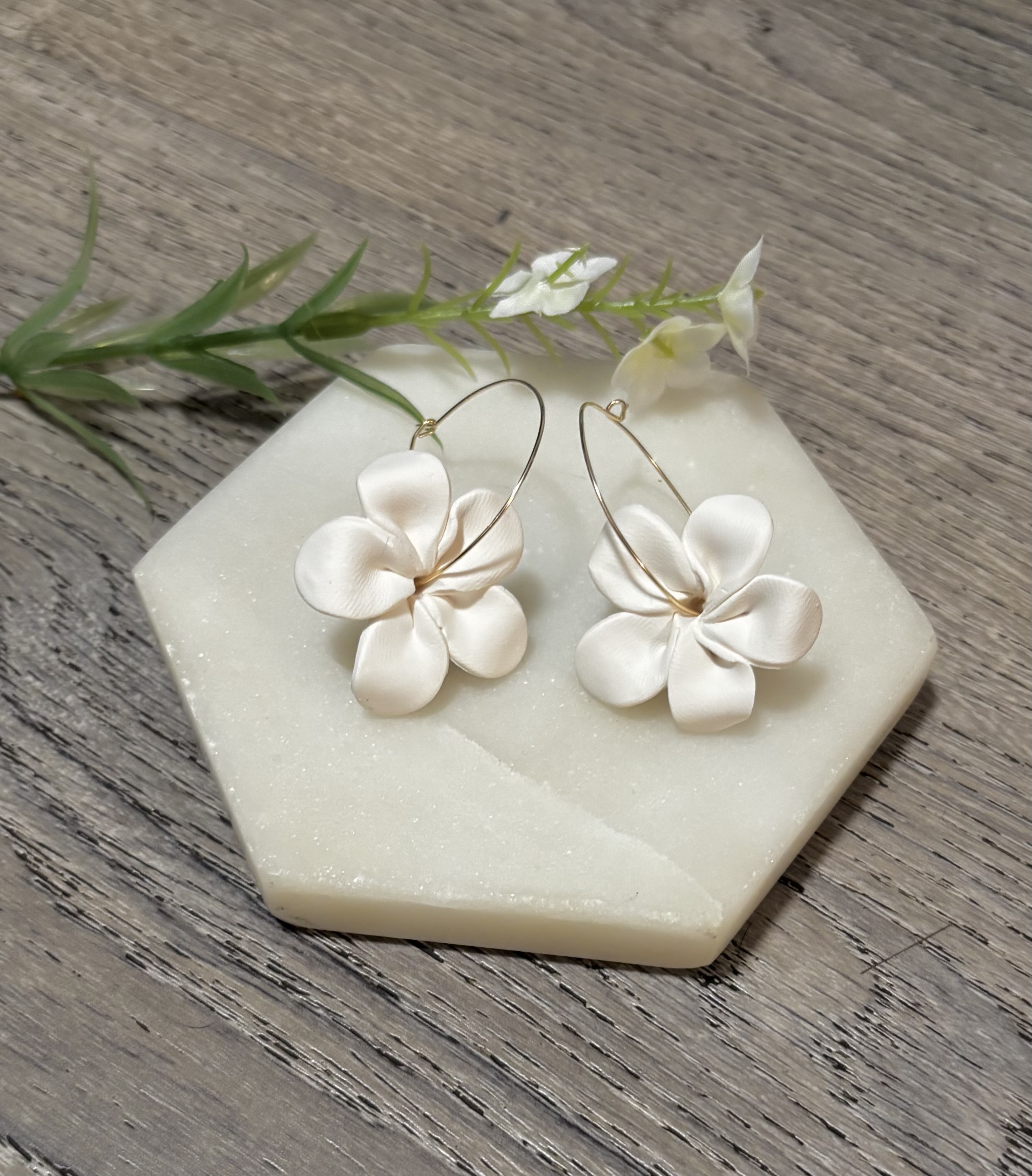 Handmade White Puakenikeni Hoop Earrings