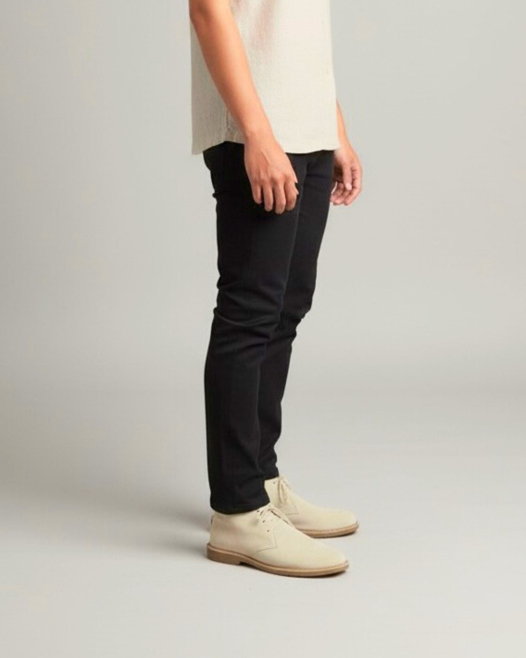 Ruteng sepatu Suede Chukka dari bajalan